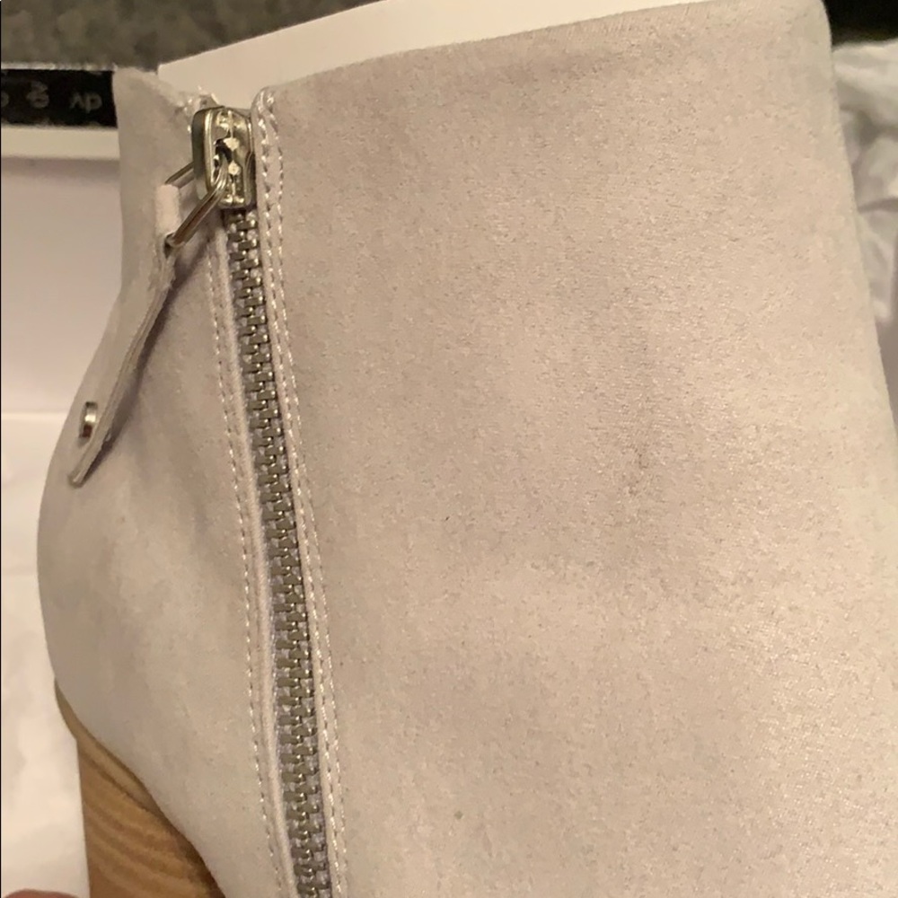 DV by Dolce Vita Emerson ankle boots 10W - Picture 5 of 8